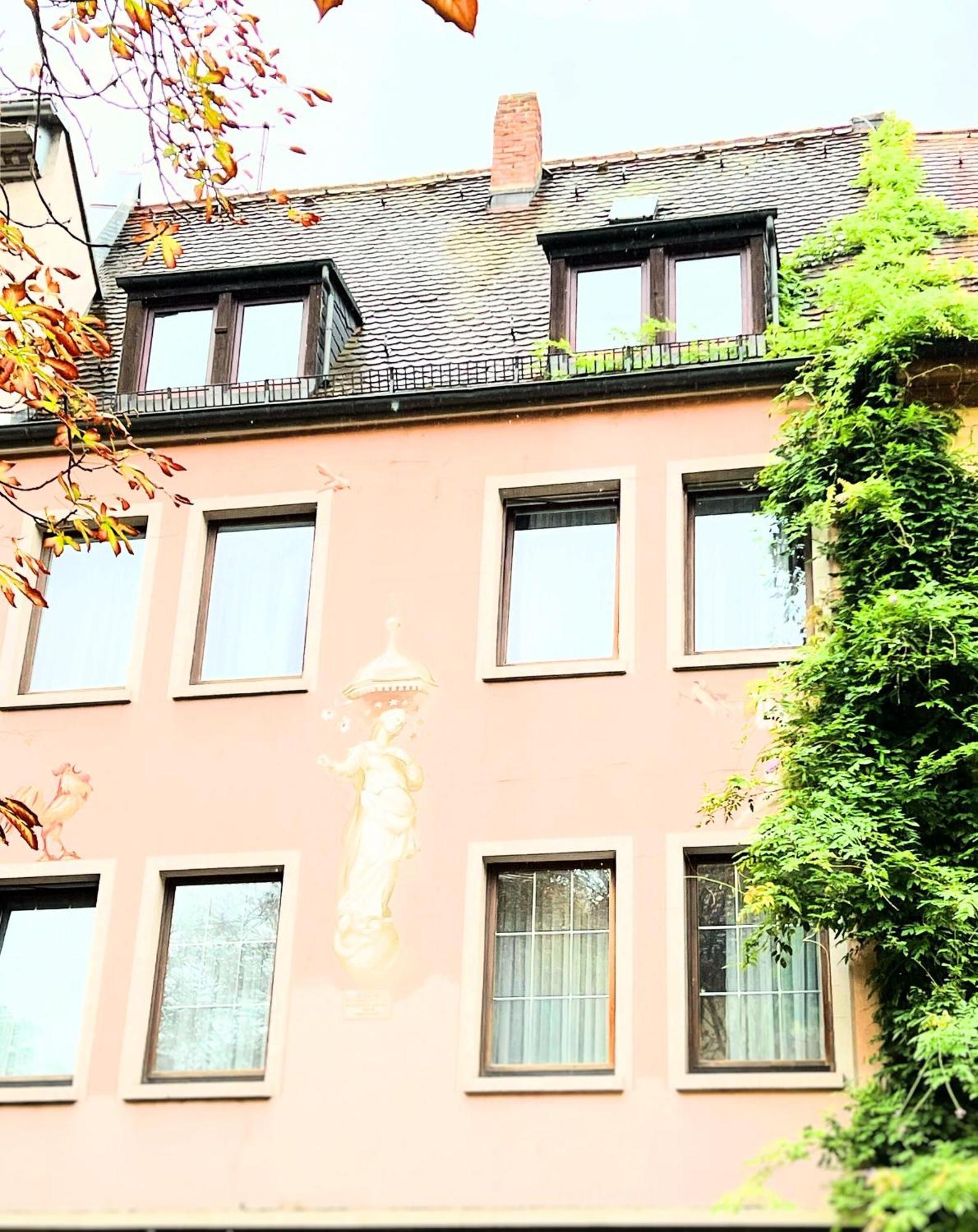Отель Greifensteiner Hof Вюрцбург Экстерьер фото